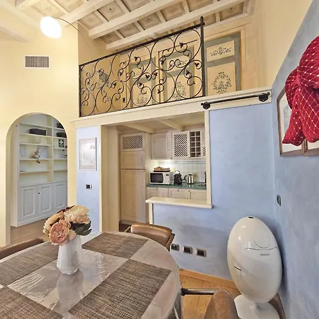 Splendid Pantheon アパート *