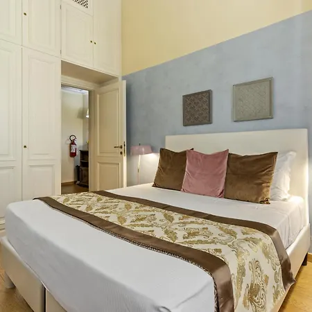 Splendid Pantheon アパート