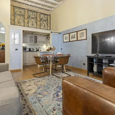 Splendid Pantheon Lejlighed