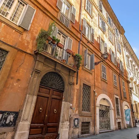 Splendid Pantheon Lejlighed