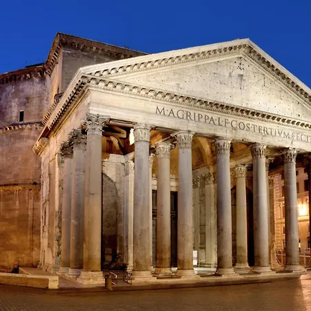 Splendid Pantheon Lägenhet *